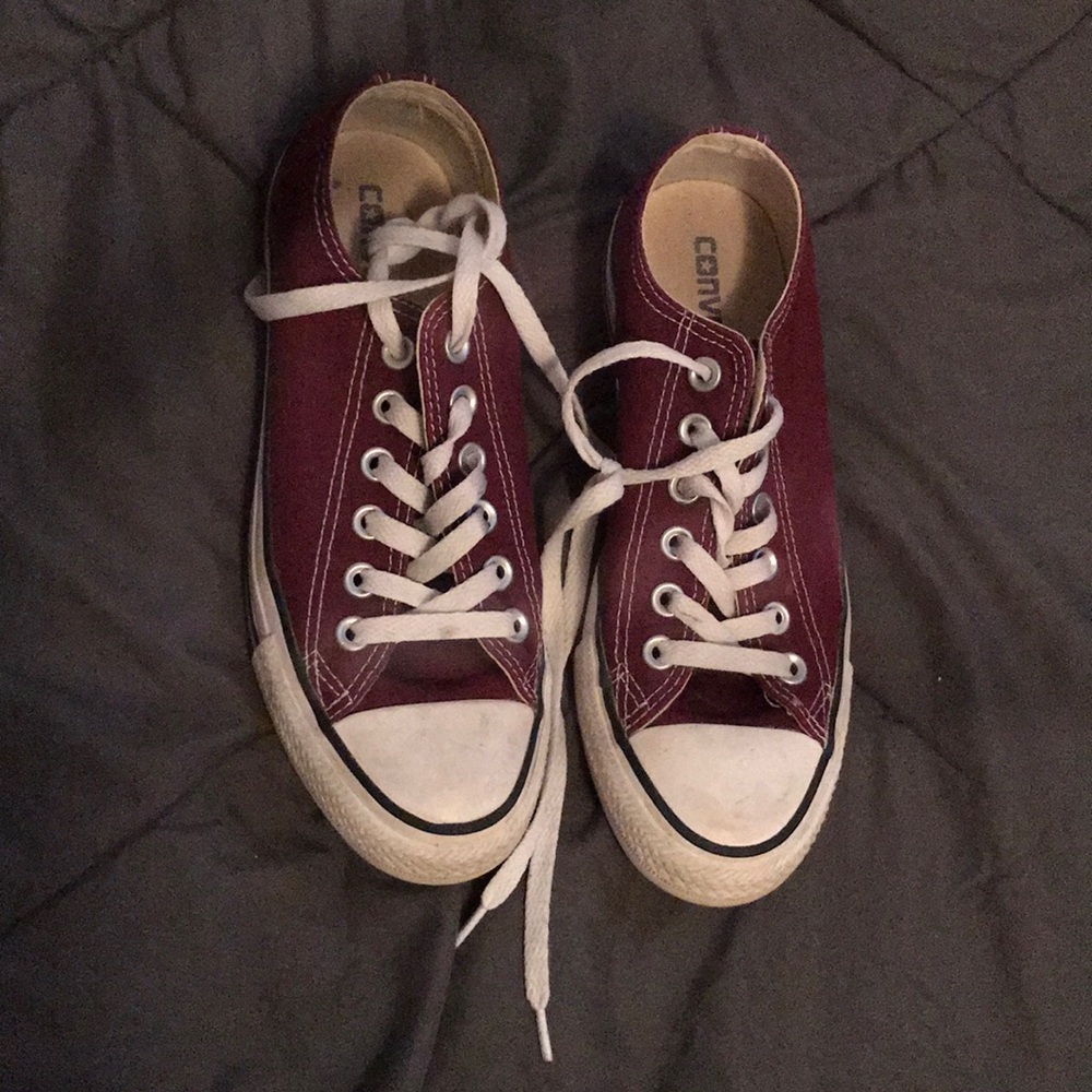 Women’s Maroon Converse